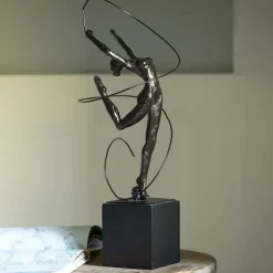 JOLIPA - Gymnaste resine marron foncé 20x18x46cm