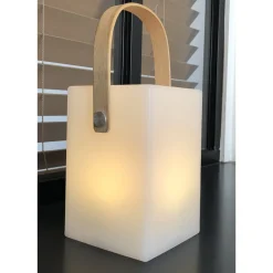 Lampe de table led cubique lisboa