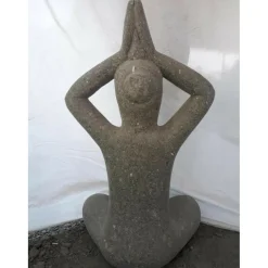WANDA COLLECTION - Sculpture zen en pierre femme position yoga 100 cm