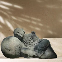 WANDA COLLECTION - Statue de jardin zen moine shaolin en pierre 1 m